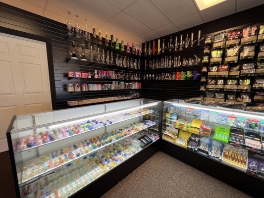Eglin Smoke Shop storefront